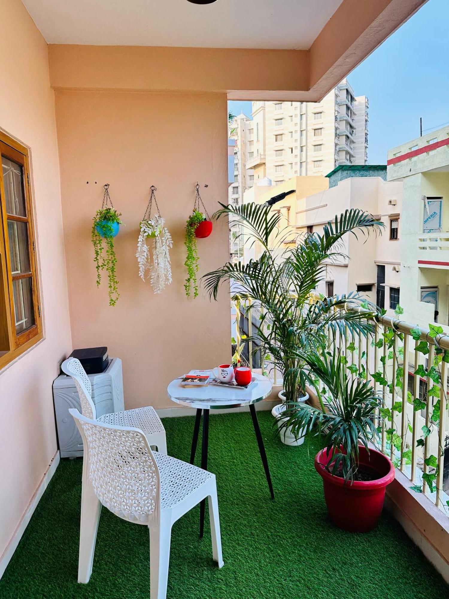 Zoomstay - 3Bhk Apartments Váránaszi Kültér fotó