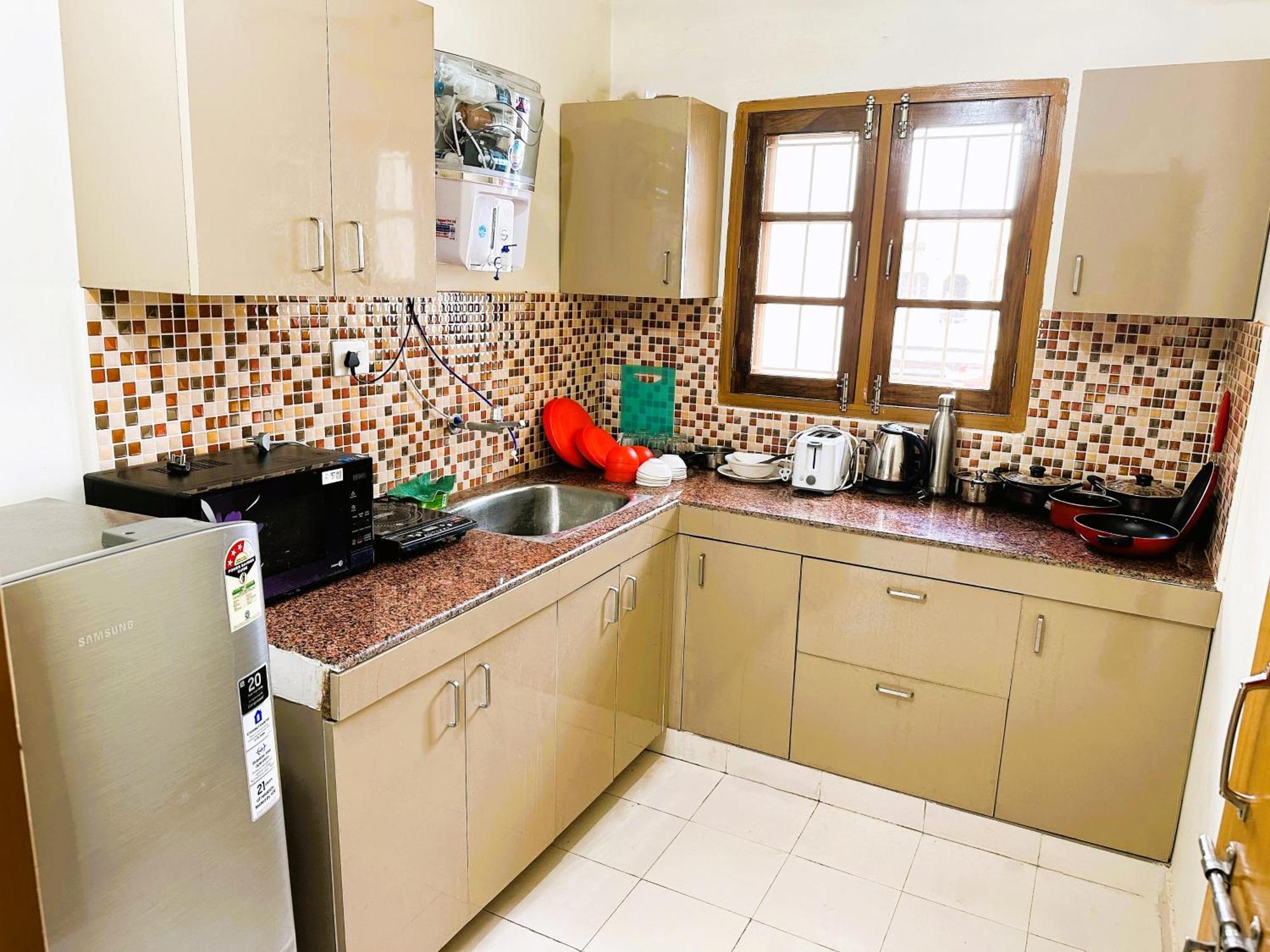 Zoomstay - 3Bhk Apartments Váránaszi Kültér fotó