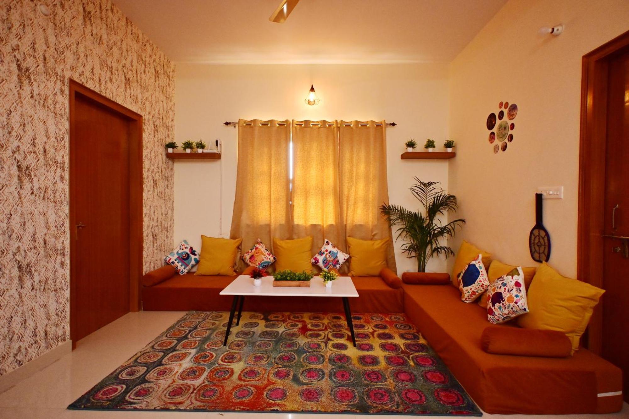 Zoomstay - 3Bhk Apartments Váránaszi Kültér fotó