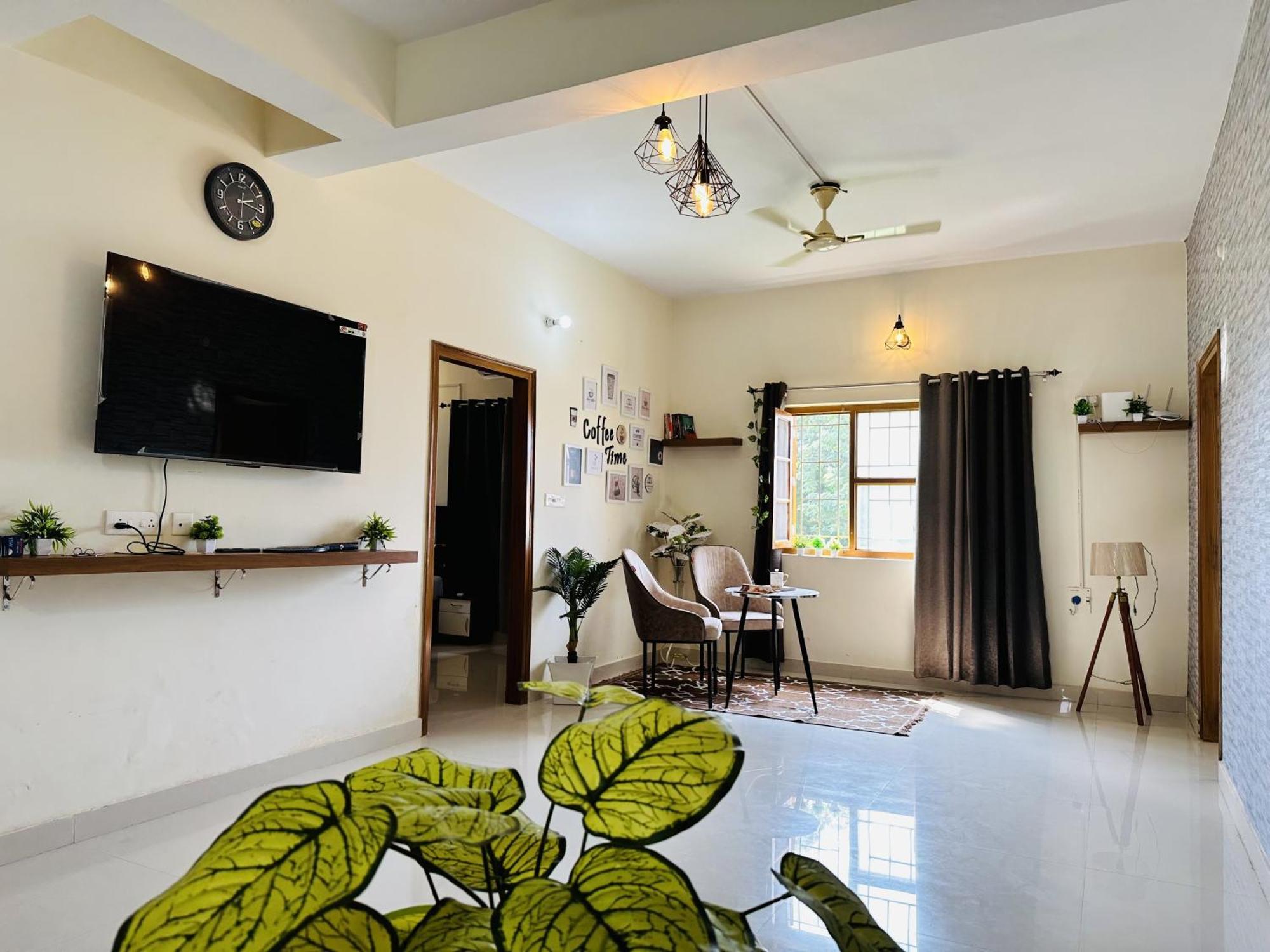 Zoomstay - 3Bhk Apartments Váránaszi Kültér fotó